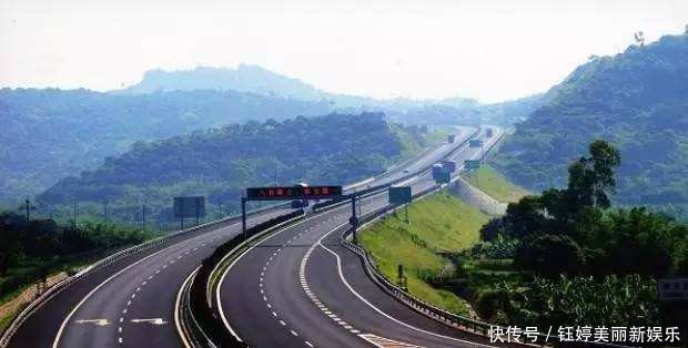  「高速」办了ETC，上高速为何收费比人工通道要贵里面大有学问