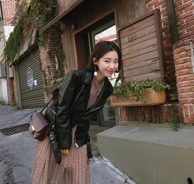  『春天』穿上这四条绝美的裙子，拥抱春天吧