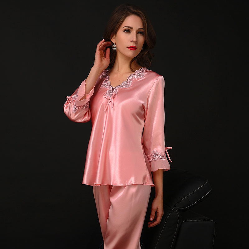 性感睡裙妖娆性感太撩人，老公看了也心动