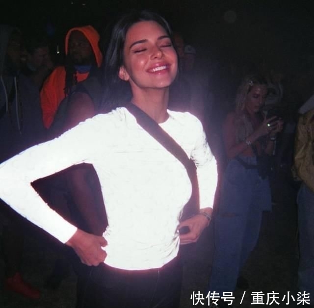  反光设计：最时髦的人都在穿这件衣服