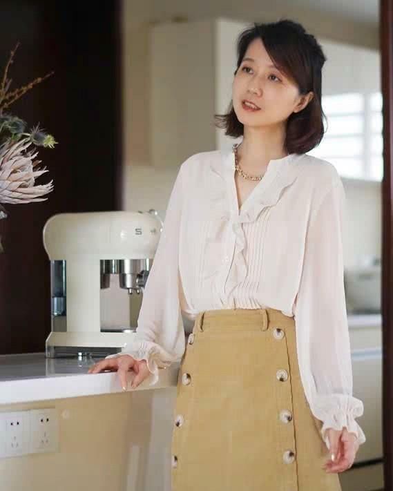  #女人#三四十岁的女人这些穿搭不能错过，这11款气质穿搭示范，知性优雅