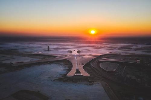 又是中国！！！全球最魔幻的机场建成，背后满满的黑科技...