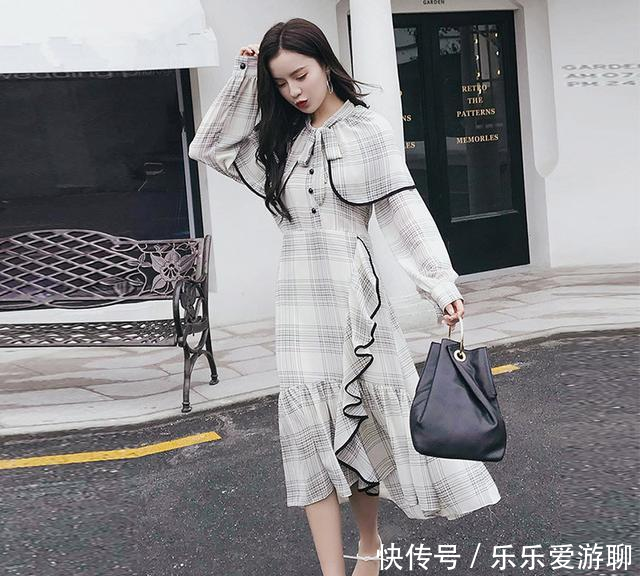 「显瘦」每天不知道穿啥?试试这种连衣裙,美嫩又显瘦,真是太美了