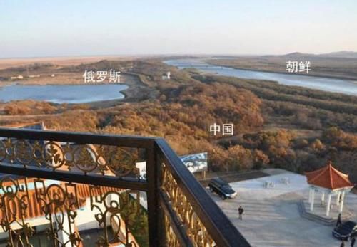 出门就是海，可就是摸不到！这可能是中国最憋屈的一座城市了吧？