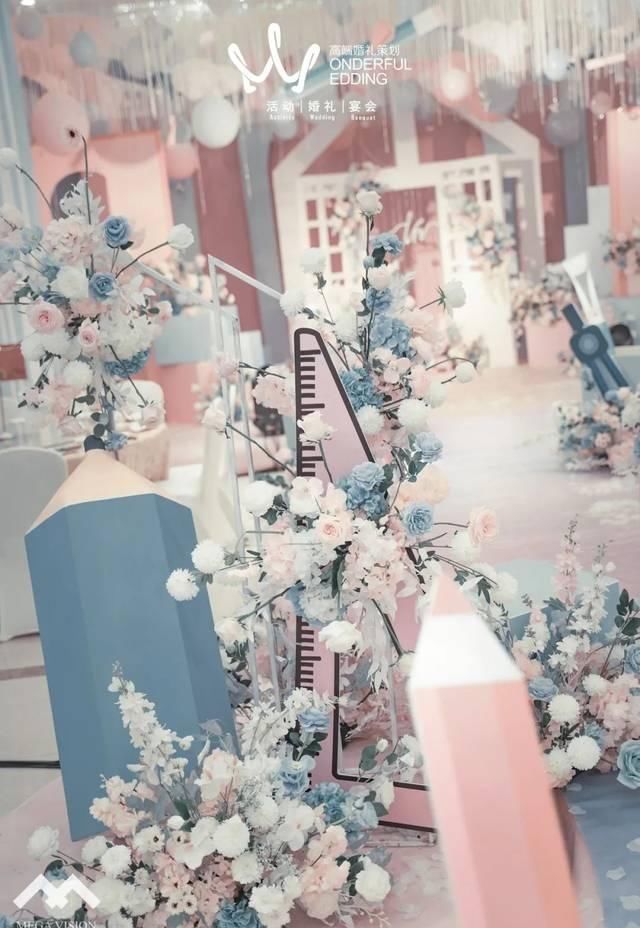  「柔软」从校服到婚纱的爱情，粉蓝色的青春，柔软的校园婚礼