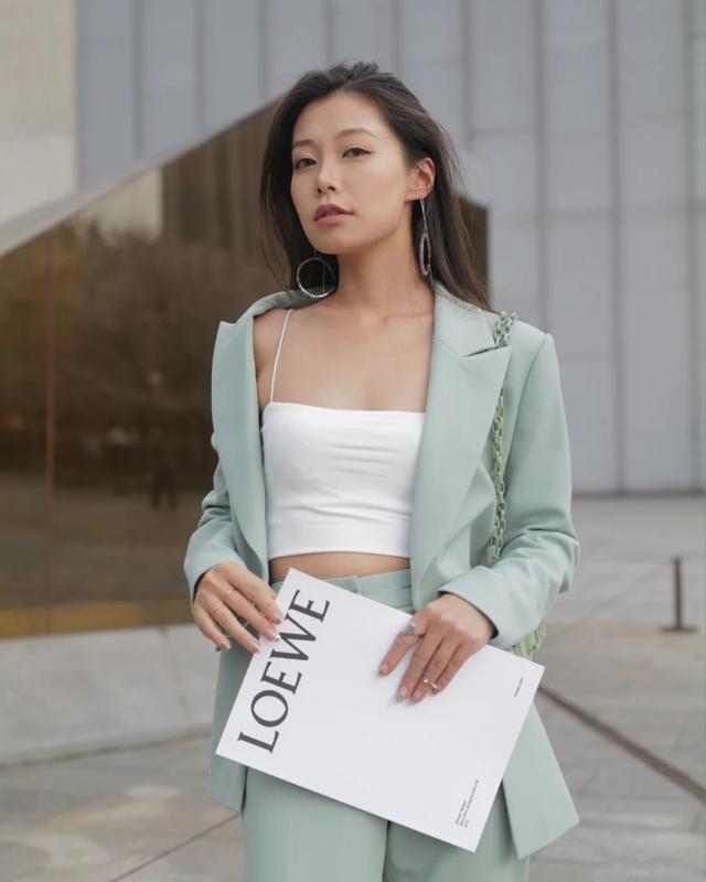  『迪色系』最适合亚洲人肤色的莫兰迪色，优雅还高级，这么搭配颜色更迷人