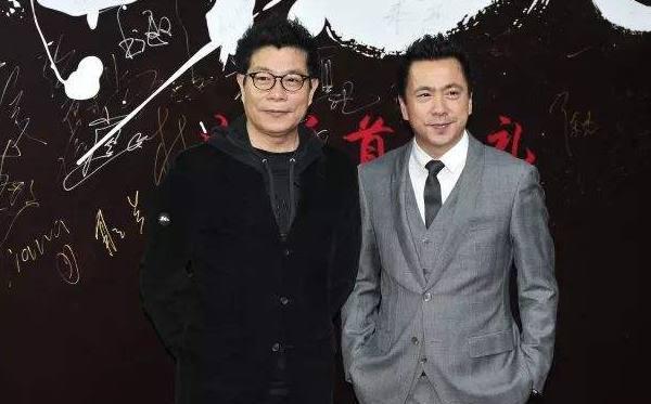 袁立转发微博,一段话疑似曝光华姨阴谋,网友:阻止他们拿绿卡