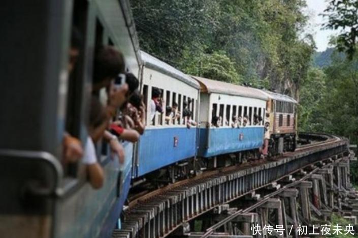 网友：在柬埔寨旅游，厕所里没有纸我忍了，给个冲水喷头什么意思