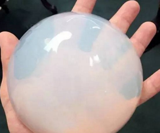 男子痴迷整容,斥巨资在身上动刀,最大的改变居然是臀部!