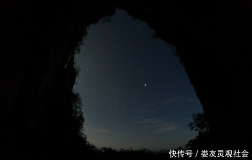 为了拍摄这组野外山洞照片，差点废了回来