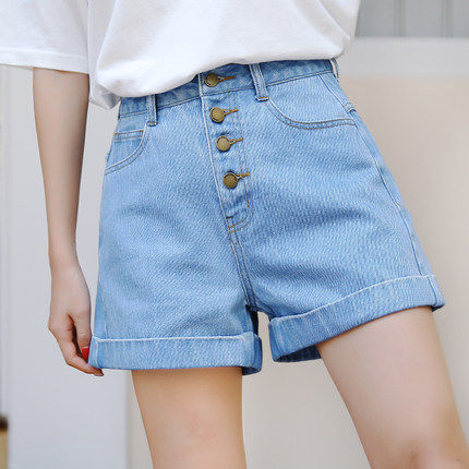 牛仔短裤,只有这么穿,修长白皙的双腿才会格外亮眼
