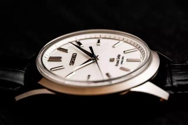 为什么名字里带有尼古拉斯的人都这么牛逼