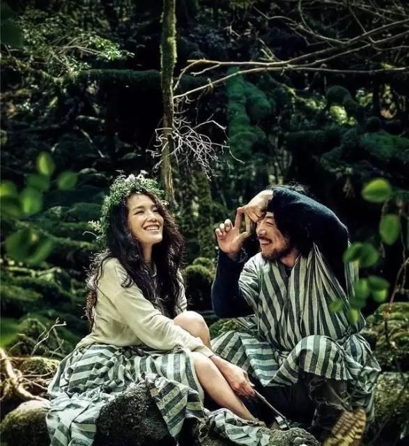 《一出好戏》暗示你 房价下调是假消息