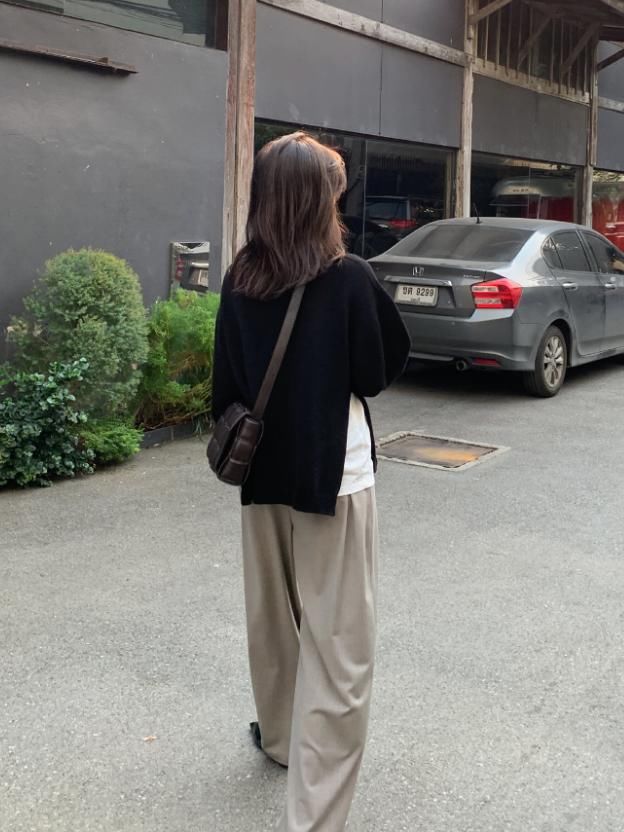  『穿出来』高冷感十足的早春穿搭，穿出个性御姐范，让你软妹子变最酷女神