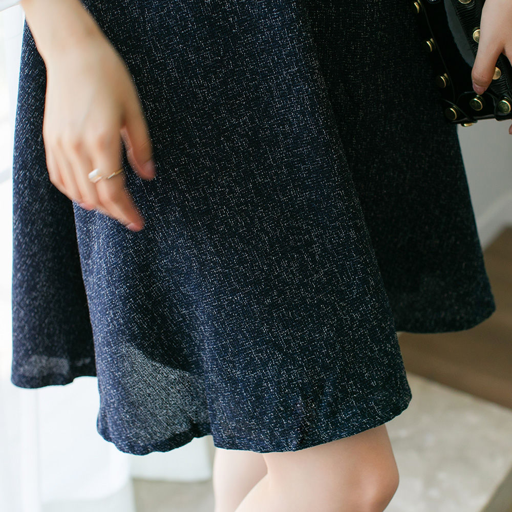 入秋，少穿打底裤!瞧瞧45岁后嫂子，套装裙配高跟鞋，那才叫美