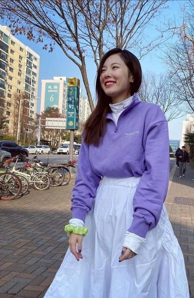 【妹子们】唯美的春季紫色系穿搭要来看看吗？明星都在穿，你还在犹豫什么