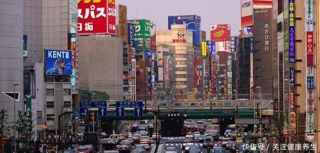 亚洲经济最发达的城市，GDP是上海的四倍，为啥却很少堵车