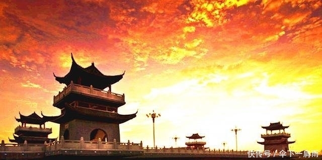  #界线#中国有10个非省会城市，因主城区为省界线，发展受影响