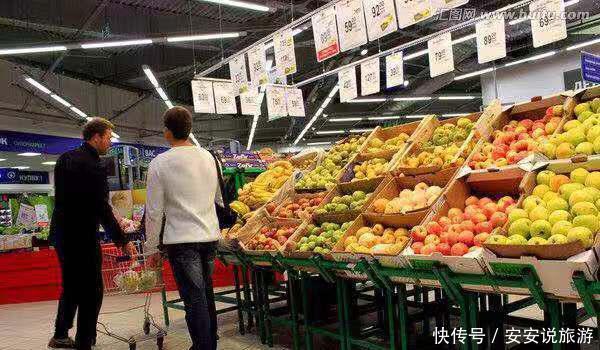 俄罗斯和中国物价差多少?拿100块到俄罗斯街头,你就明白了