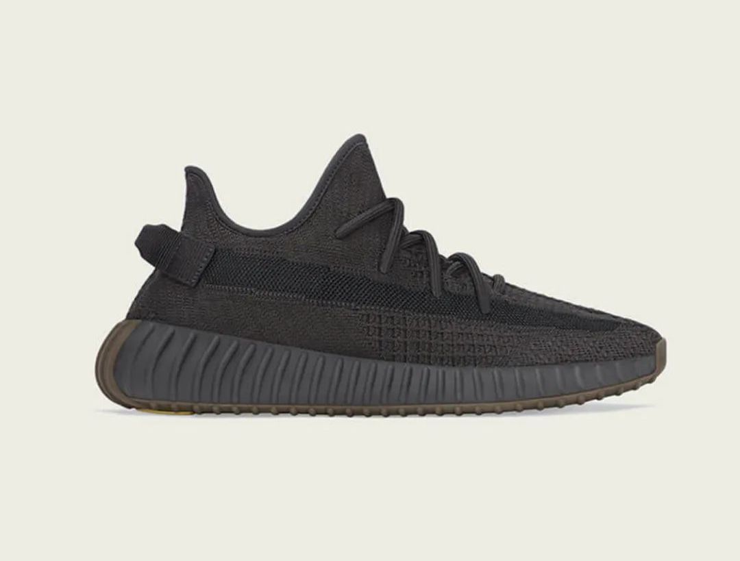 「反光」被炒到9000的Yeezy350反光版黑天使曝光,AJ1低帮北卡蓝来袭!