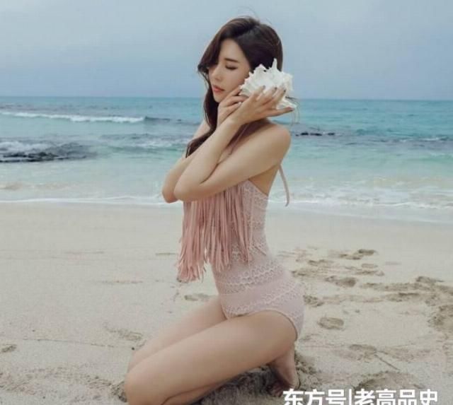  美女|比基尼泳衣美女，穿出女神风格，让人一眼难忘！