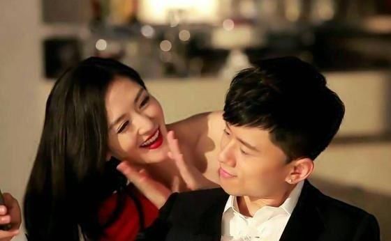 众多明星和知名人士发声假疫苗事件 刘强东最给力！何炅最实际！