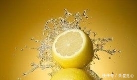 「加热」生活小窍门:难撕的标签、透明胶,加热发软后,轻轻撕下即可