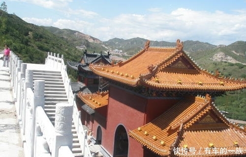 山峰秀丽，风景如画，省级重点文物，河北张家口市古云泉寺