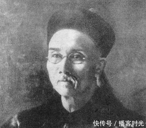 酒店负责人不让华人进去,一中国富豪路过:你们这酒店我买了