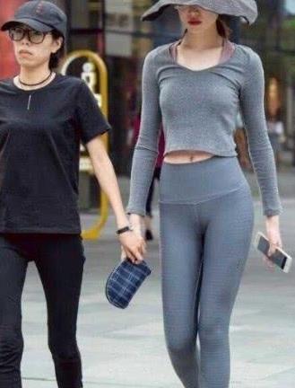 图5的打底裤小姐姐，简直要迷死人穿得活力无极限！