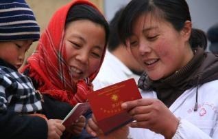  再次■新农合再次涨价，农民抱怨连连，专家给出涨价原因，你认