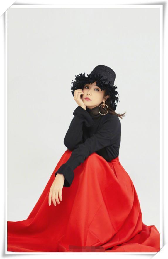 当赵薇和林心如同登杂志封面——网友：这气质差距完全不在一个调