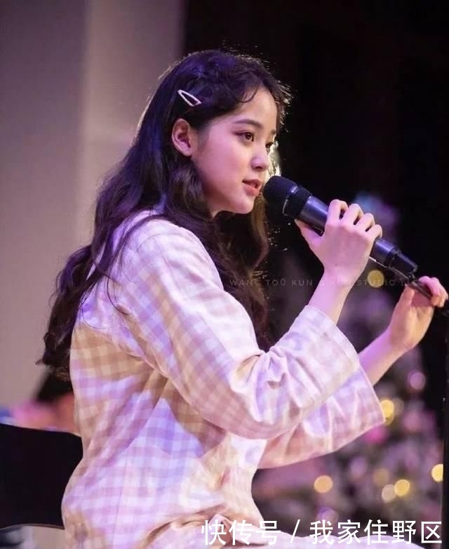  面料■2020“睡衣”火了！宅在家，也要穿得很时髦！