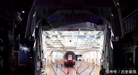 中国独特的火车运送乘客方式，不在轨道上行驶，你坐过吗？