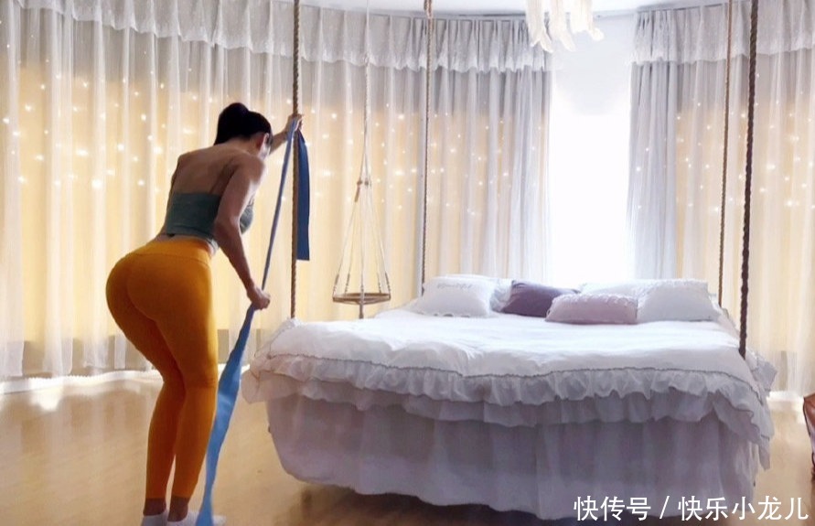  瑜伽|时尚穿搭：吊床上练瑜伽，你们见过吗？