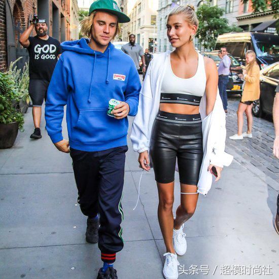 戴安娜王妃不爱高定偏偏爱它？这么丑还能大火好奇怪