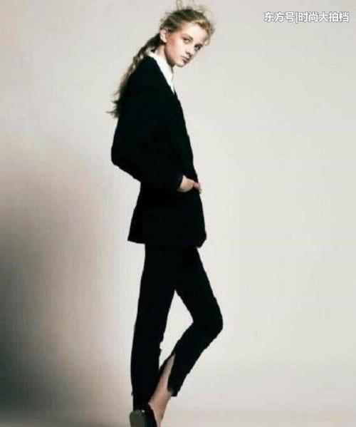 98年姆巴佩厉害了！绯闻女友性感如野猫，网友：小伙艳福不浅！