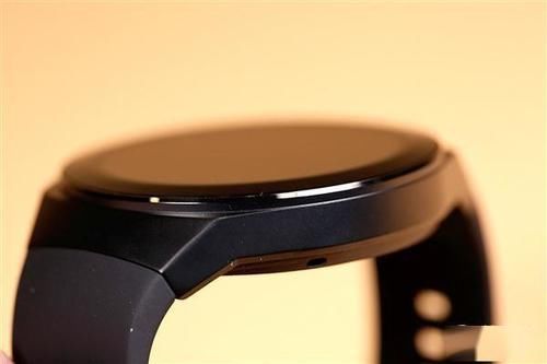 『开箱』支持100种运动模式 华为Watch GT2e曜石黑开箱图赏