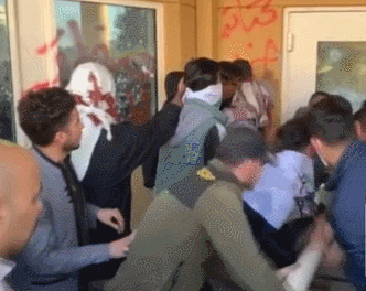 包围美国驻伊拉克使馆