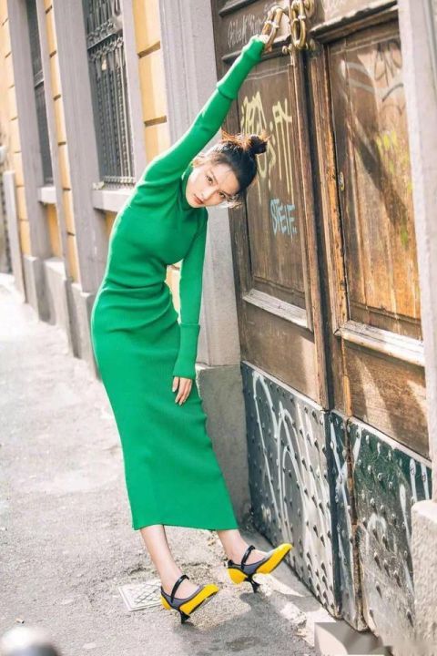  #猫跟鞋#小白鞋、细高跟都out了？现在更火的是这双！舒服又美貌！