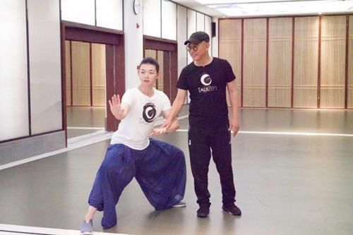 李连杰最新媒体曝光的近照 谣传了李连杰病危的谣言这次不攻自破