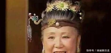  「贾府」宝钗：我对湘云很真诚，拿她当妹妹！湘云：姐，我长大了会看人了