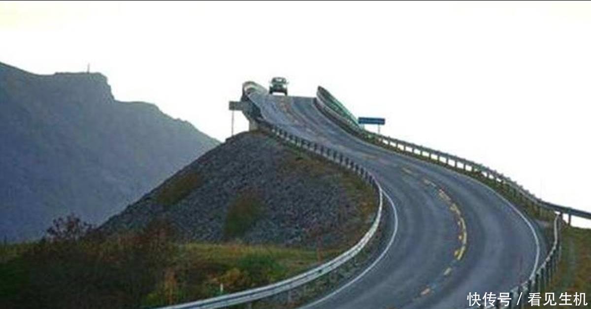 世界最会“撒谎”的桥,开一半以为桥“断了”,完全不敢多看一眼