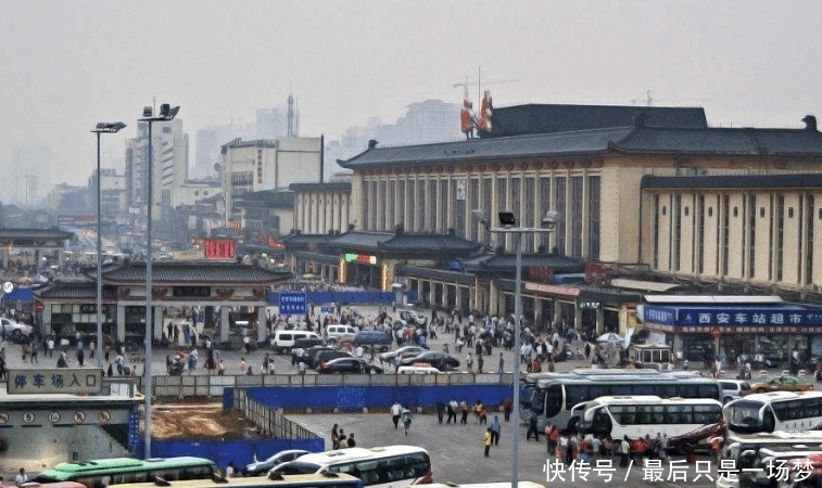  常事■中国最乱的火车站, 行李被偷是常事, 正在修建新的火车站