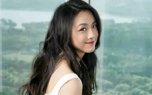 袁泉的气质，徐静蕾的洒脱，谁才是娱乐圈真正的文艺女神？