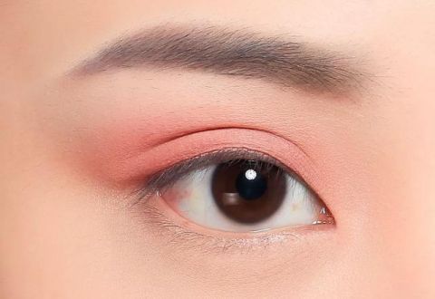  睫毛膏|软萌甜美的蜜桃色眼妆，太太太太好看了吧