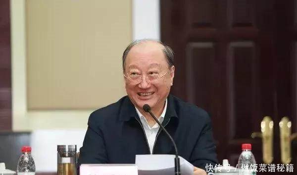 45岁成为副部的＂年轻人＂今执掌中国工程院