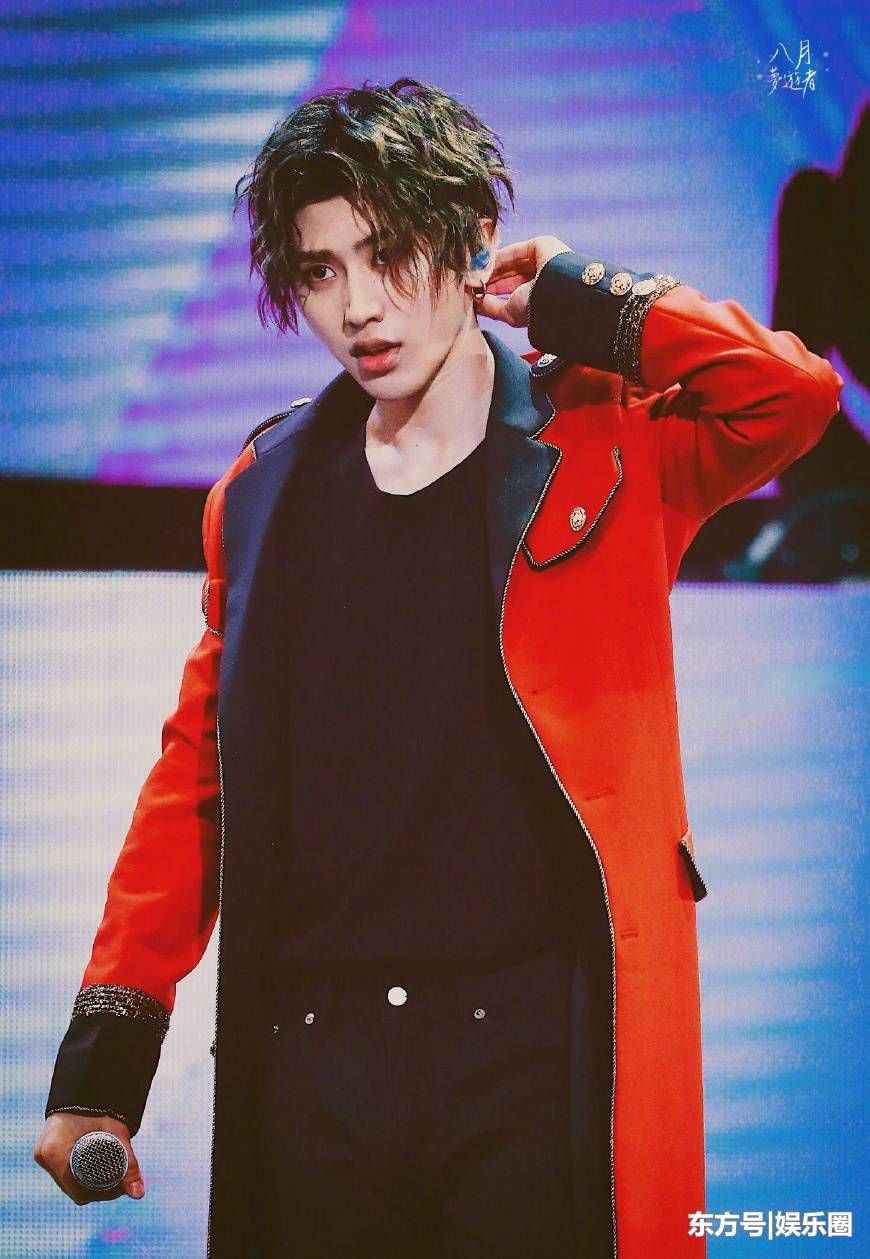 蔡徐坤演戏报价8000万，比刘德华还高?网友:太假了!