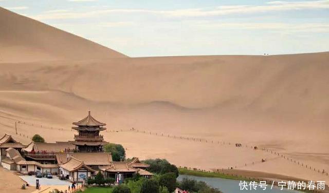 甘肃，是一个神奇的地方，可以观赏各式各样的景致