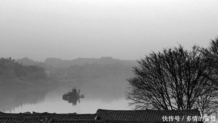 晚唐诗人崔涂来四川肖溪古镇后,写下一首《春游冲相寺》